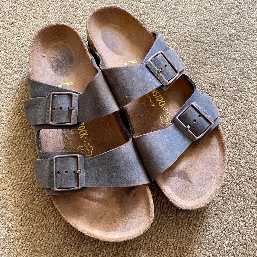 Brown Birkenstock’s, size 41, fit like a 10